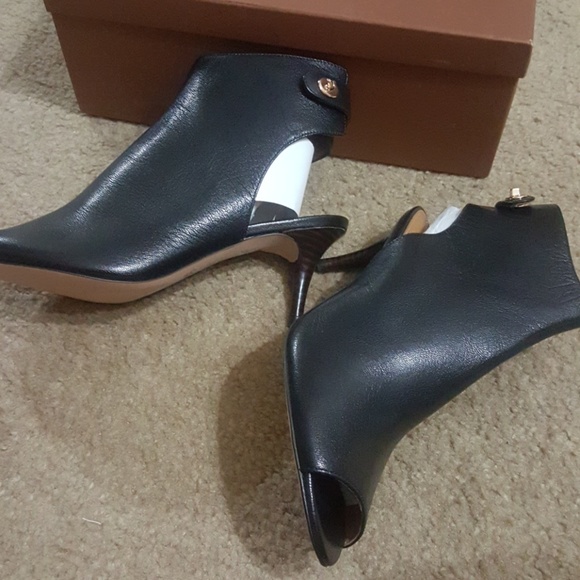 Coach shoes - Picture 3 of 4